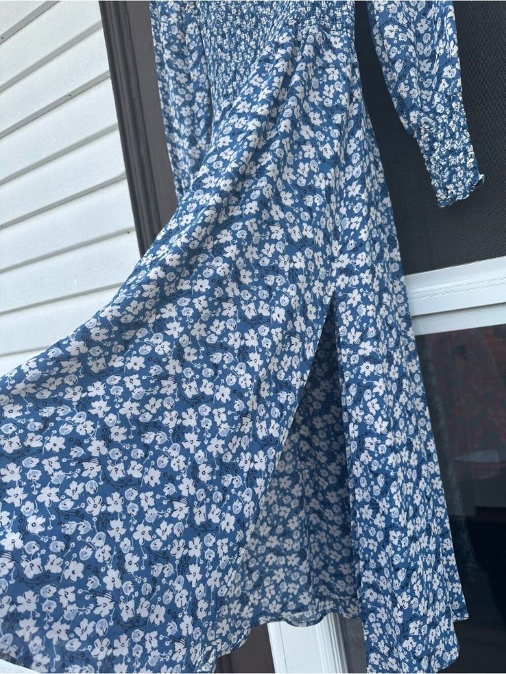 Reformation Rowan Dress in Raquel Blue Floral Square-Neck Long-Sleeve Midi - Picture 7 of 10